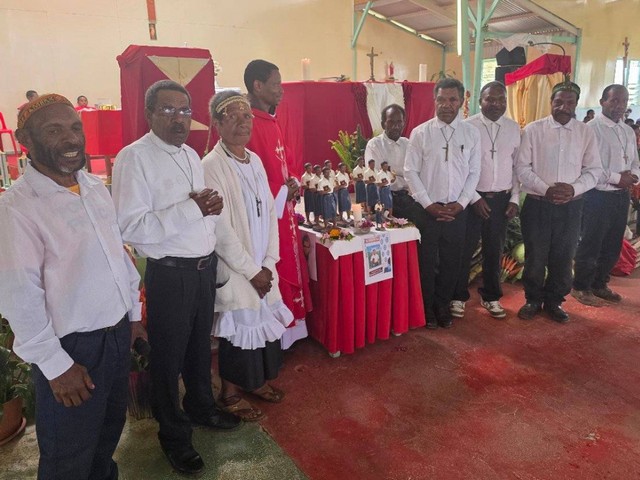 PNG ToRot Catechists