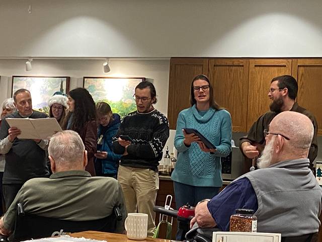 StAug Carolling3